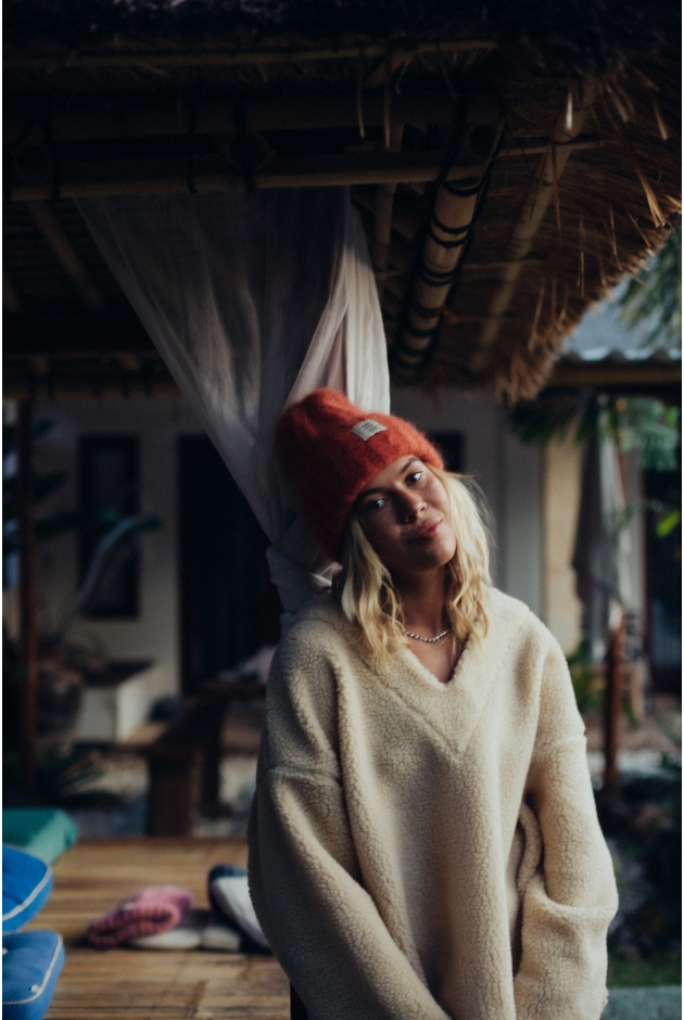 V Collar Sherpa Sweat - Vintage White V Collar Sherpa Sweat - Vintage White