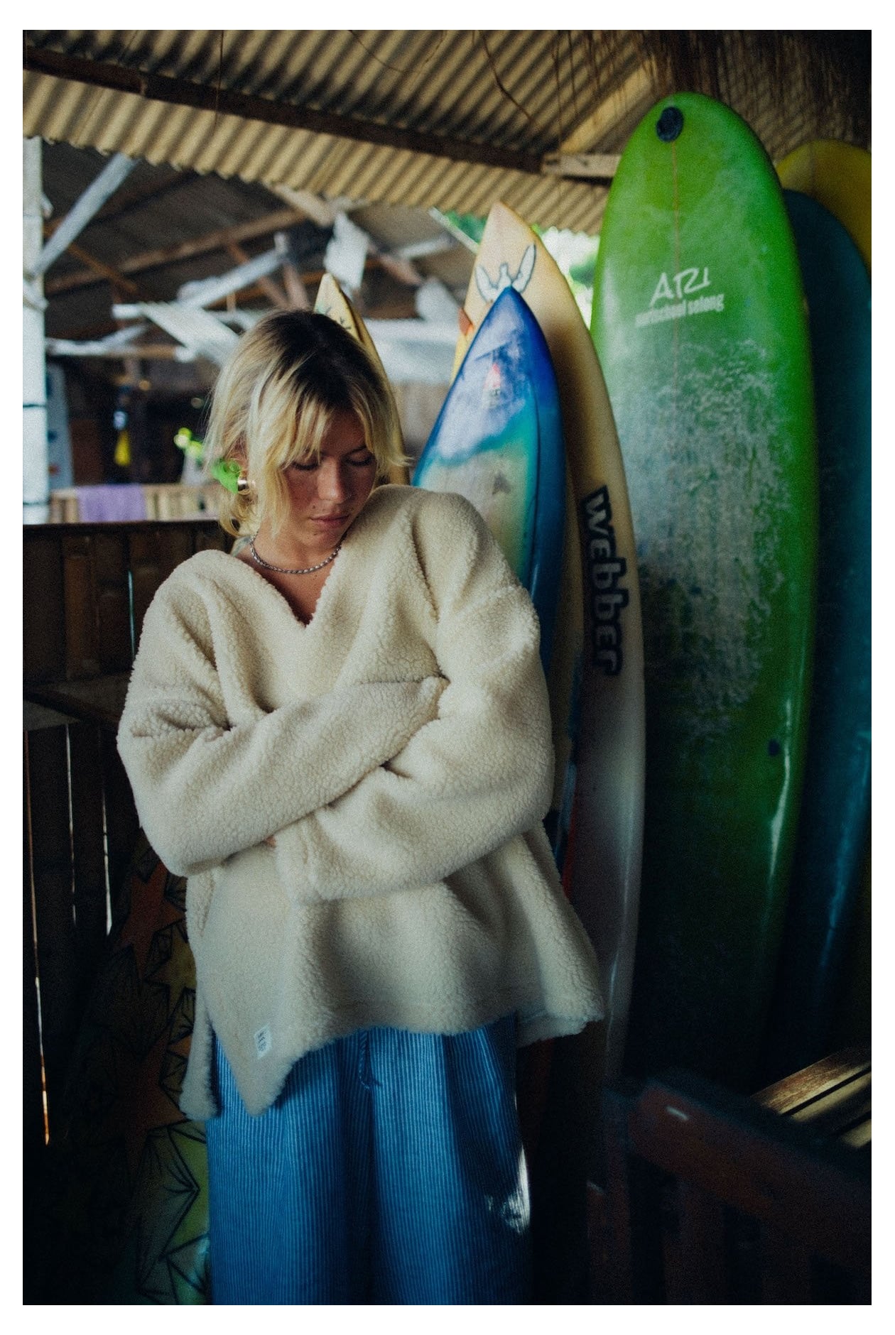 V Collar Sherpa Sweat - Vintage White