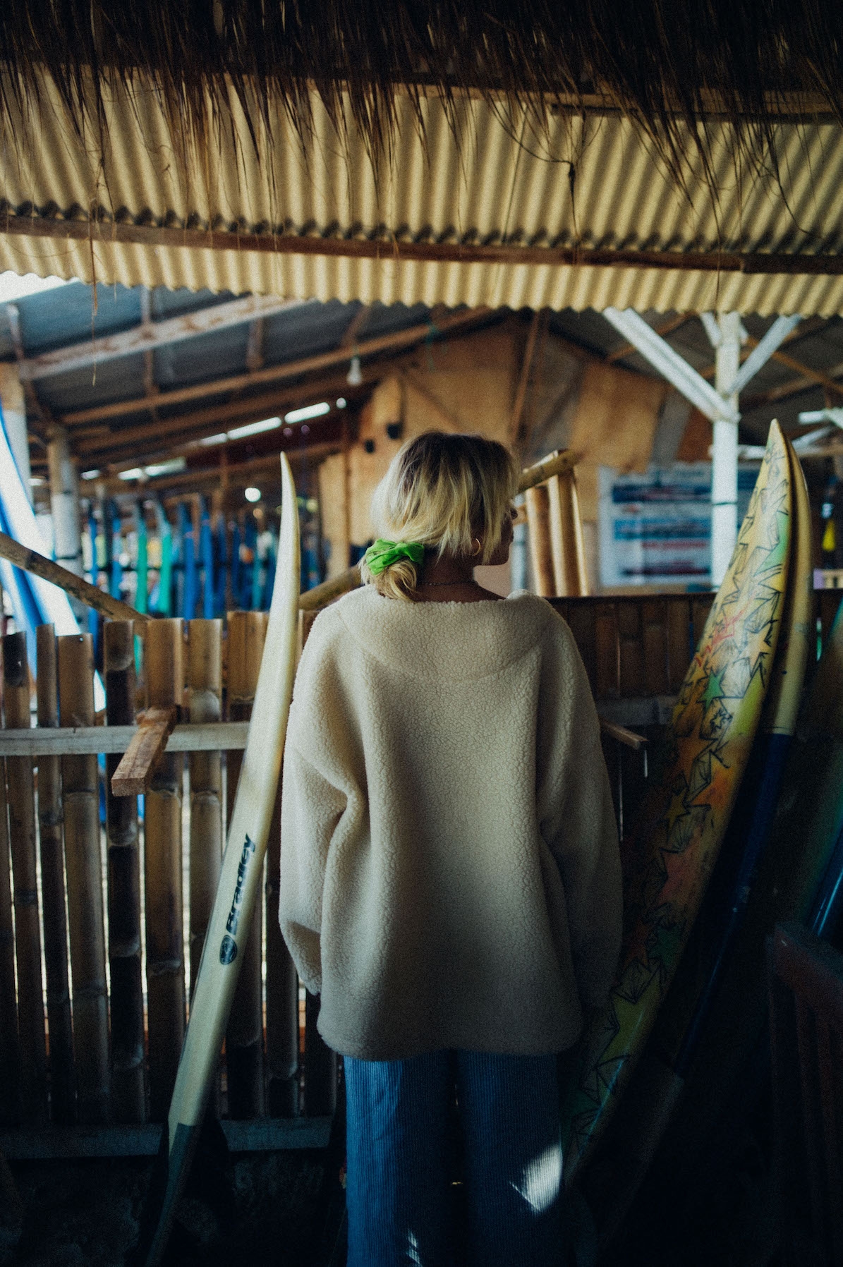 V Collar Sherpa Sweat - Vintage White
