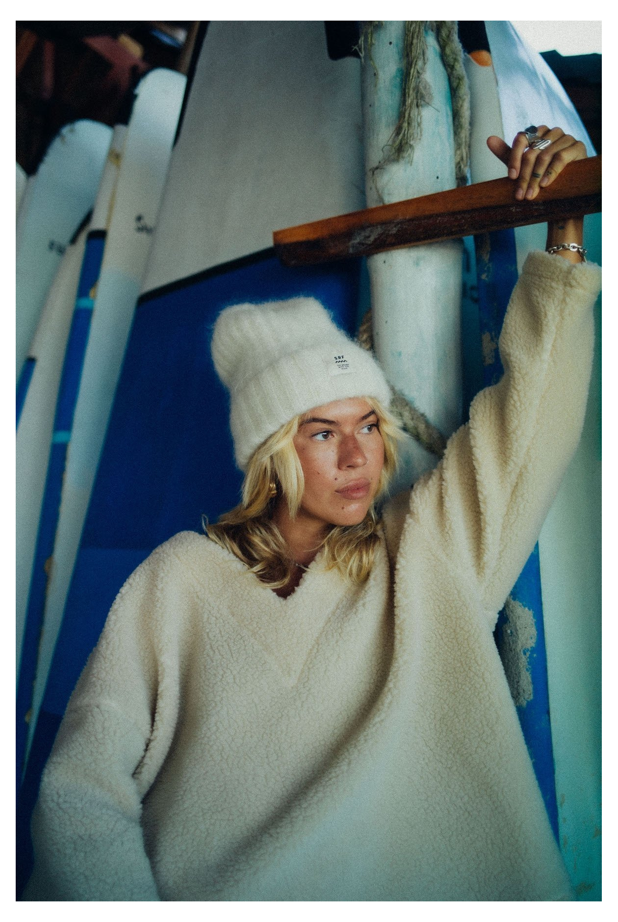 V Collar Sherpa Sweat - Vintage White