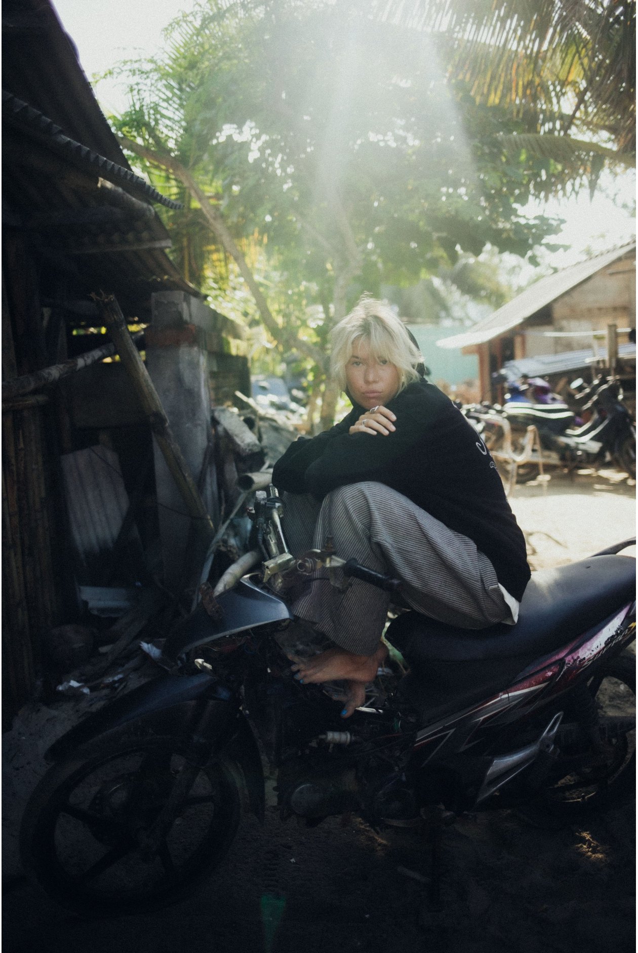 Sunburn Hoodie - Space Black