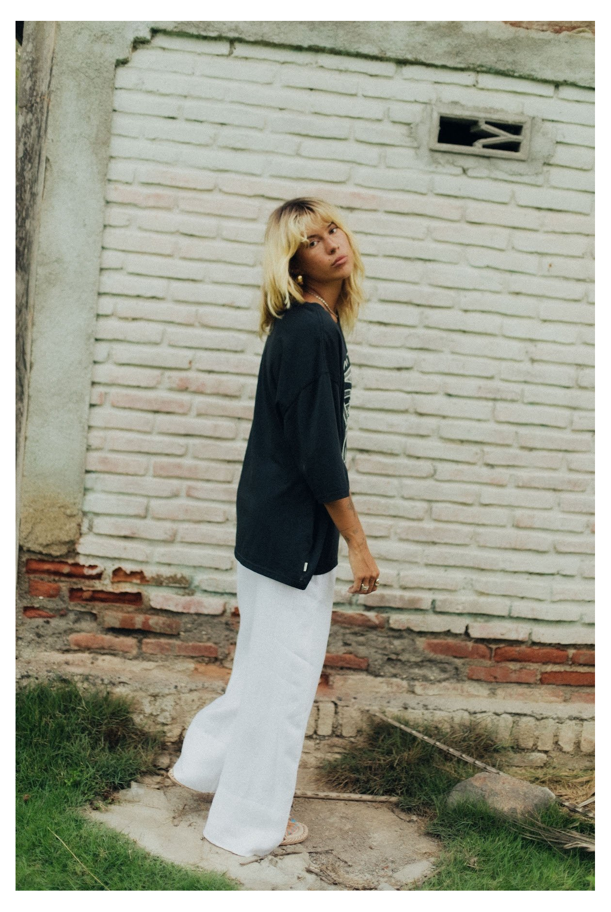 The Suner Tee - Acid Black | Surf Inc. The Suner Tee - Acid Black | Surf Inc.