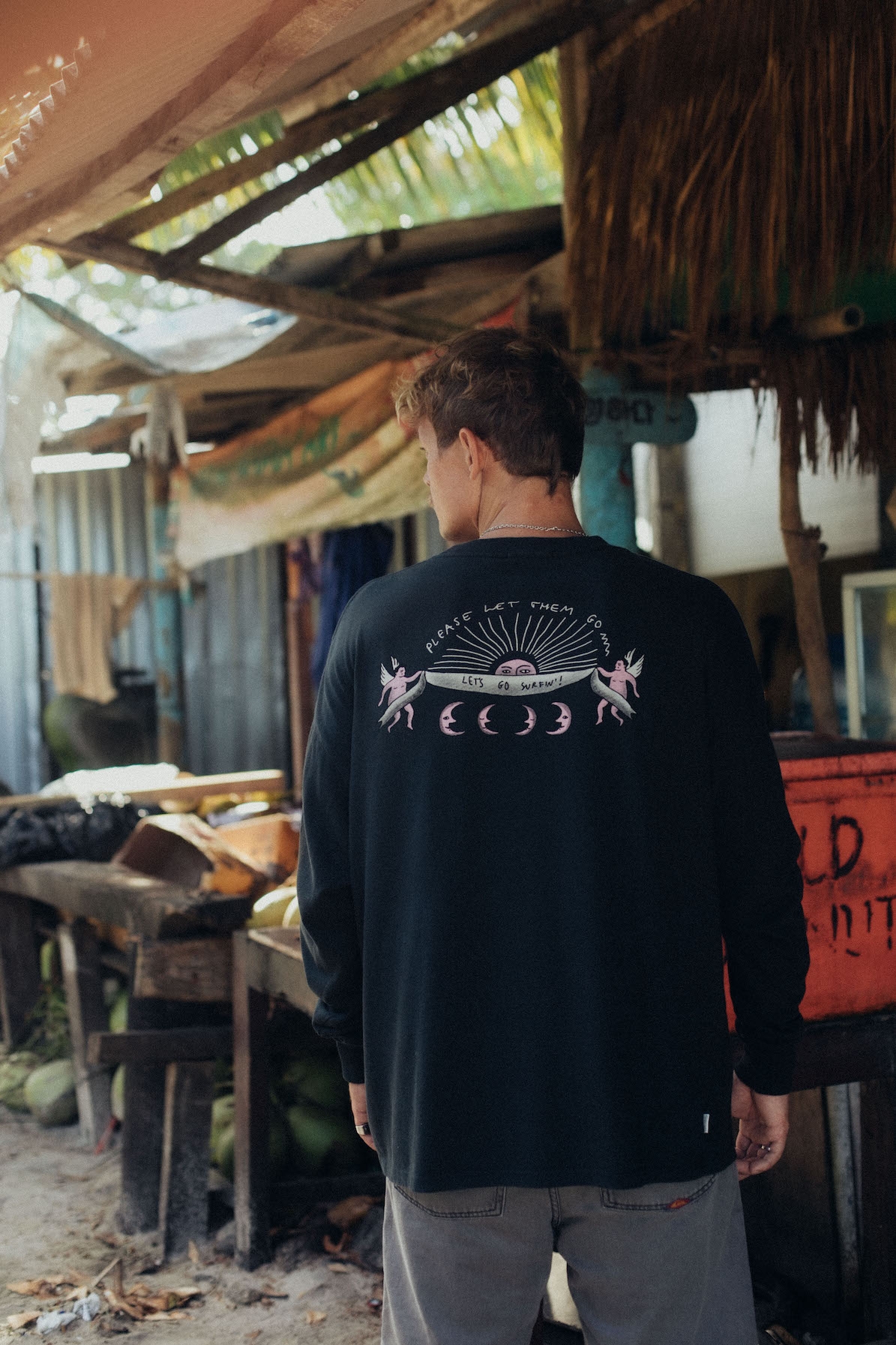 Let Angels Surf LS - Acid Black