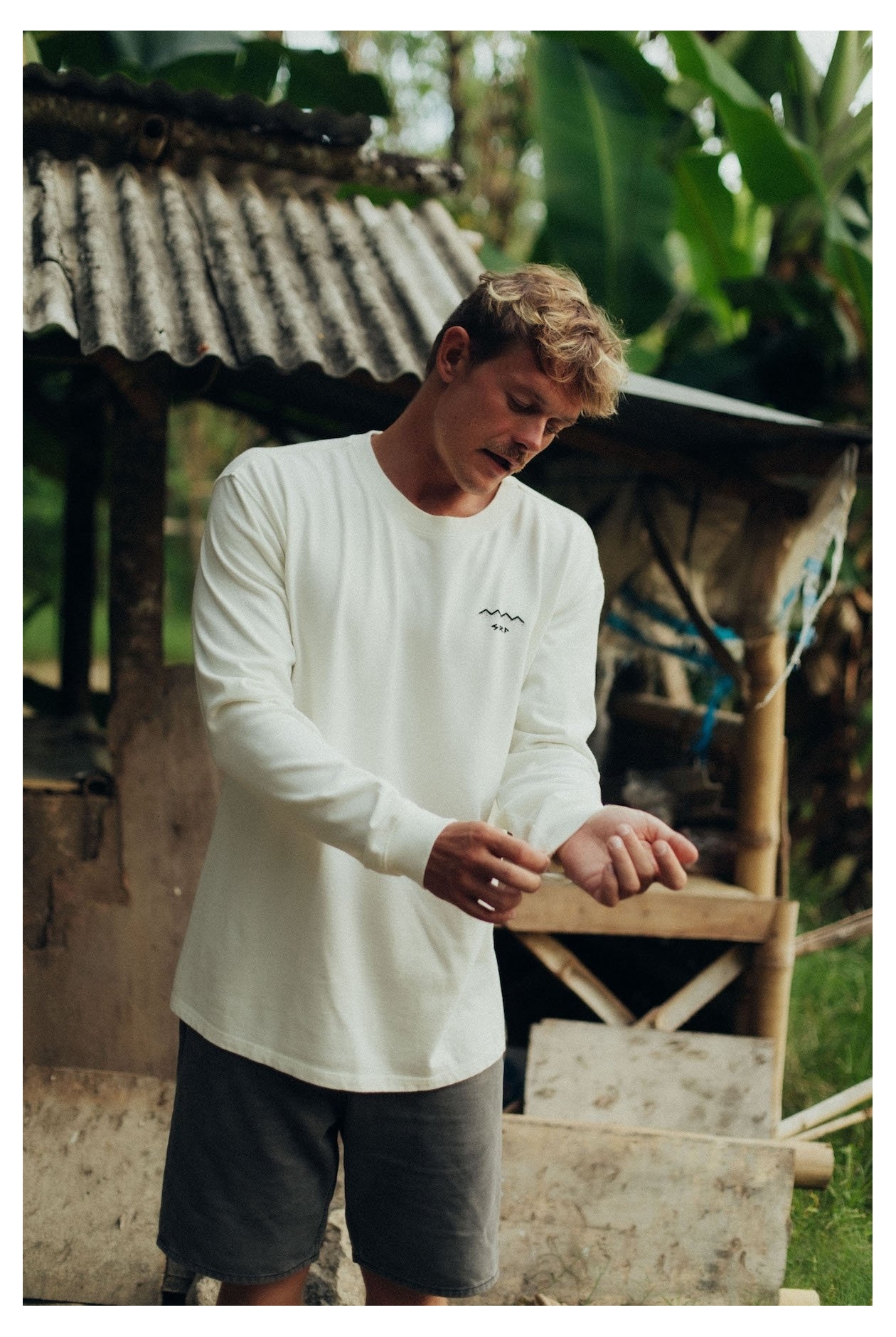 Portal LS - Vintage White | Surf Inc. Portal LS - Vintage White | Surf Inc.