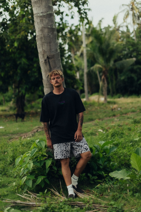 Suner Better Tee - Acid Black Suner Better Tee - Acid Black