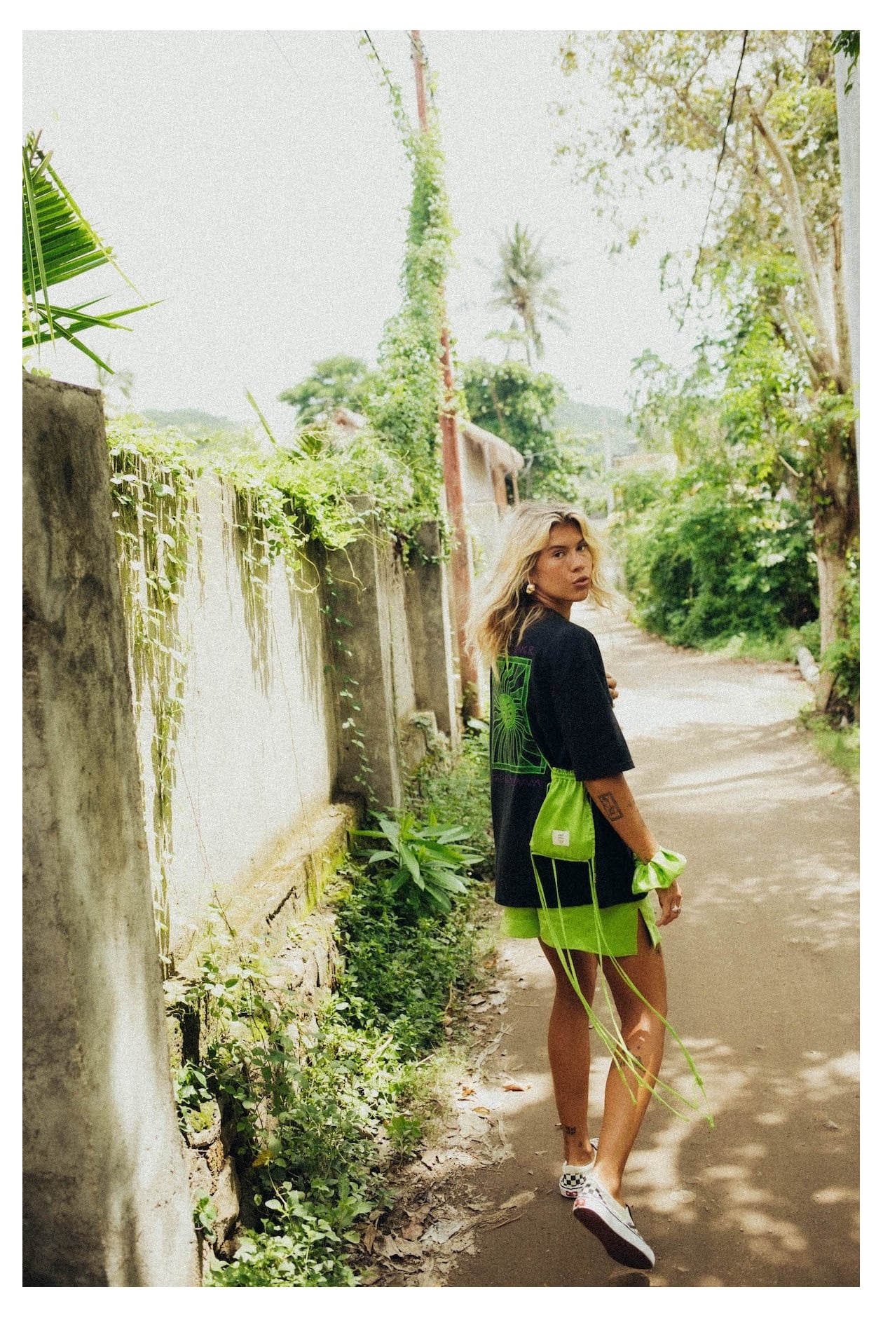 Suner Better Tee - Acid Black Suner Better Tee - Acid Black