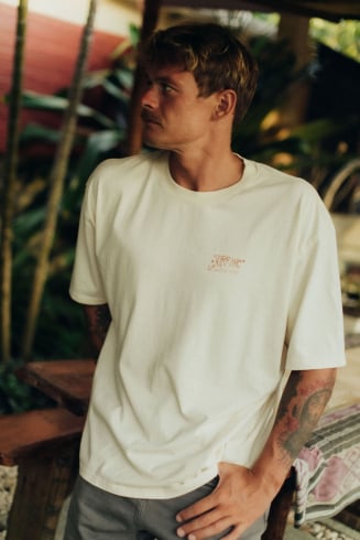 Sunburn Tee - Super Natural