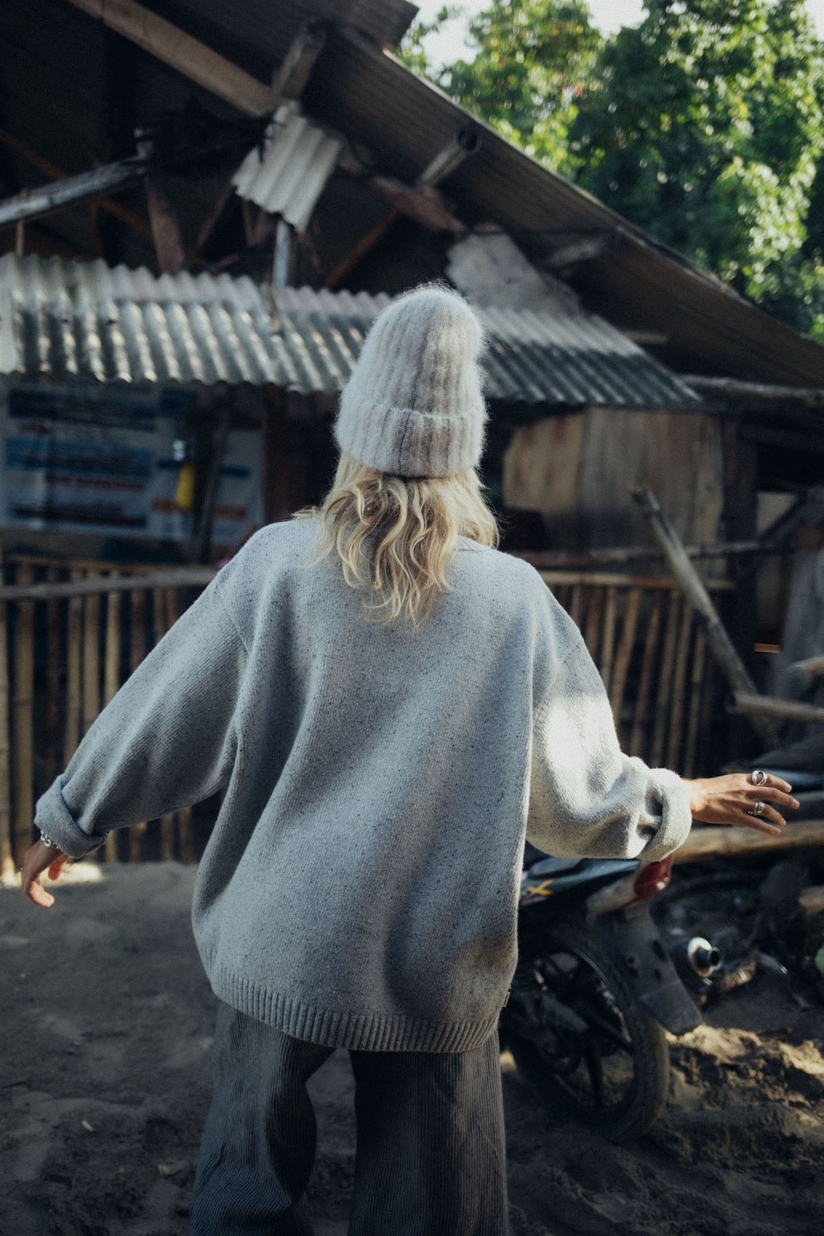 Olivia SRF Beanie - Light Grey