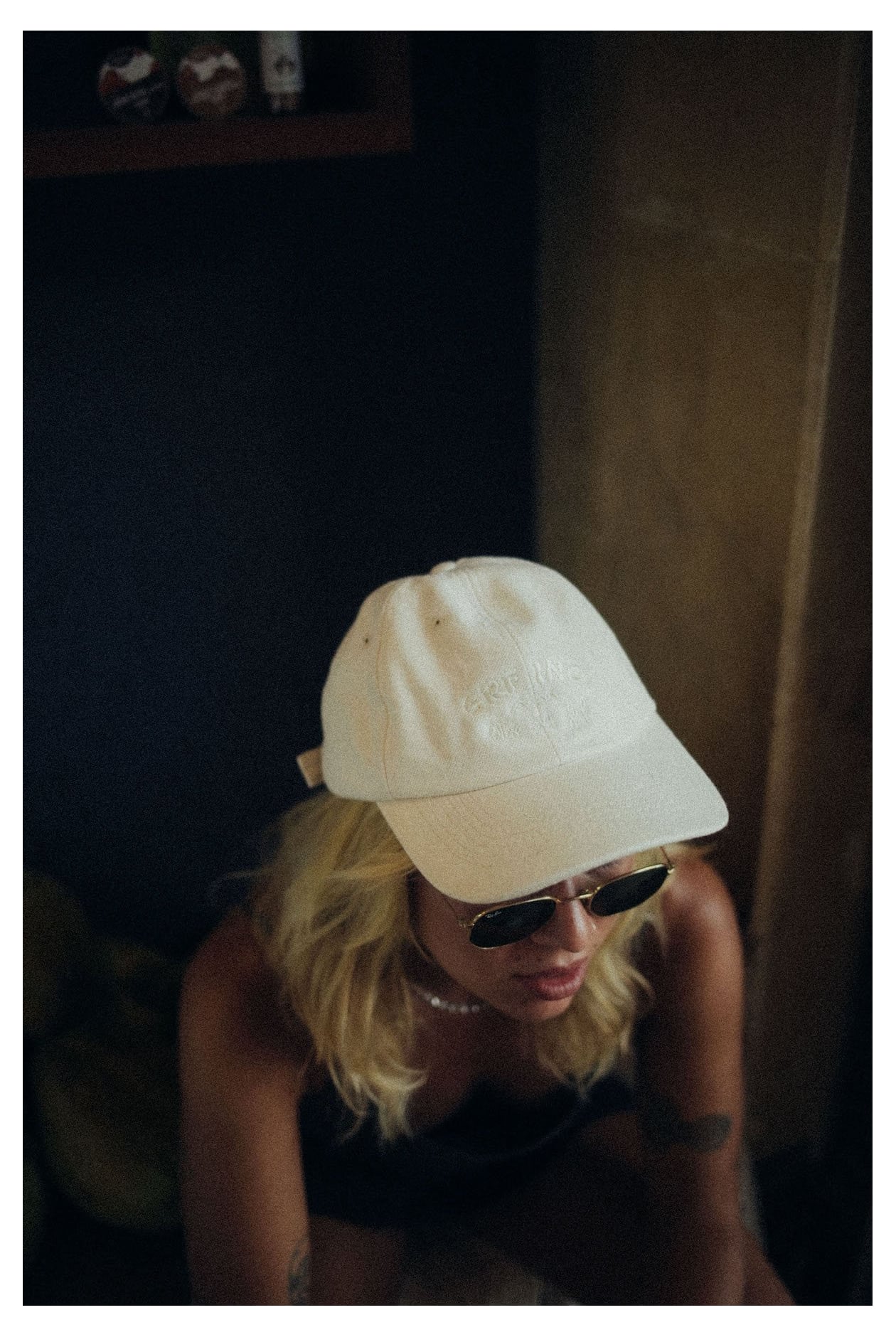 Wine & Surf Cap - Vintage White & Carmel