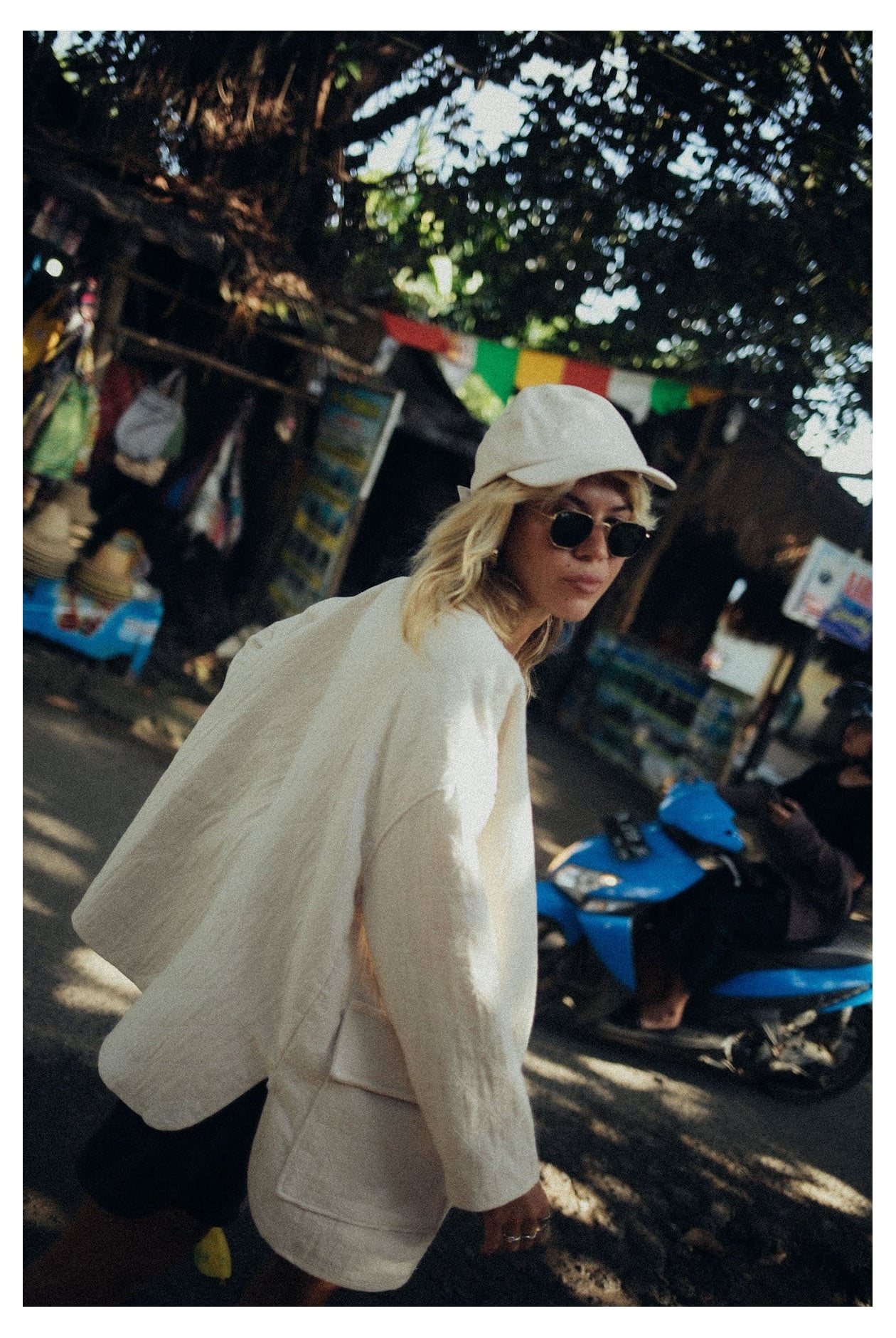 Wine & Surf Cap - Vintage White & Carmel