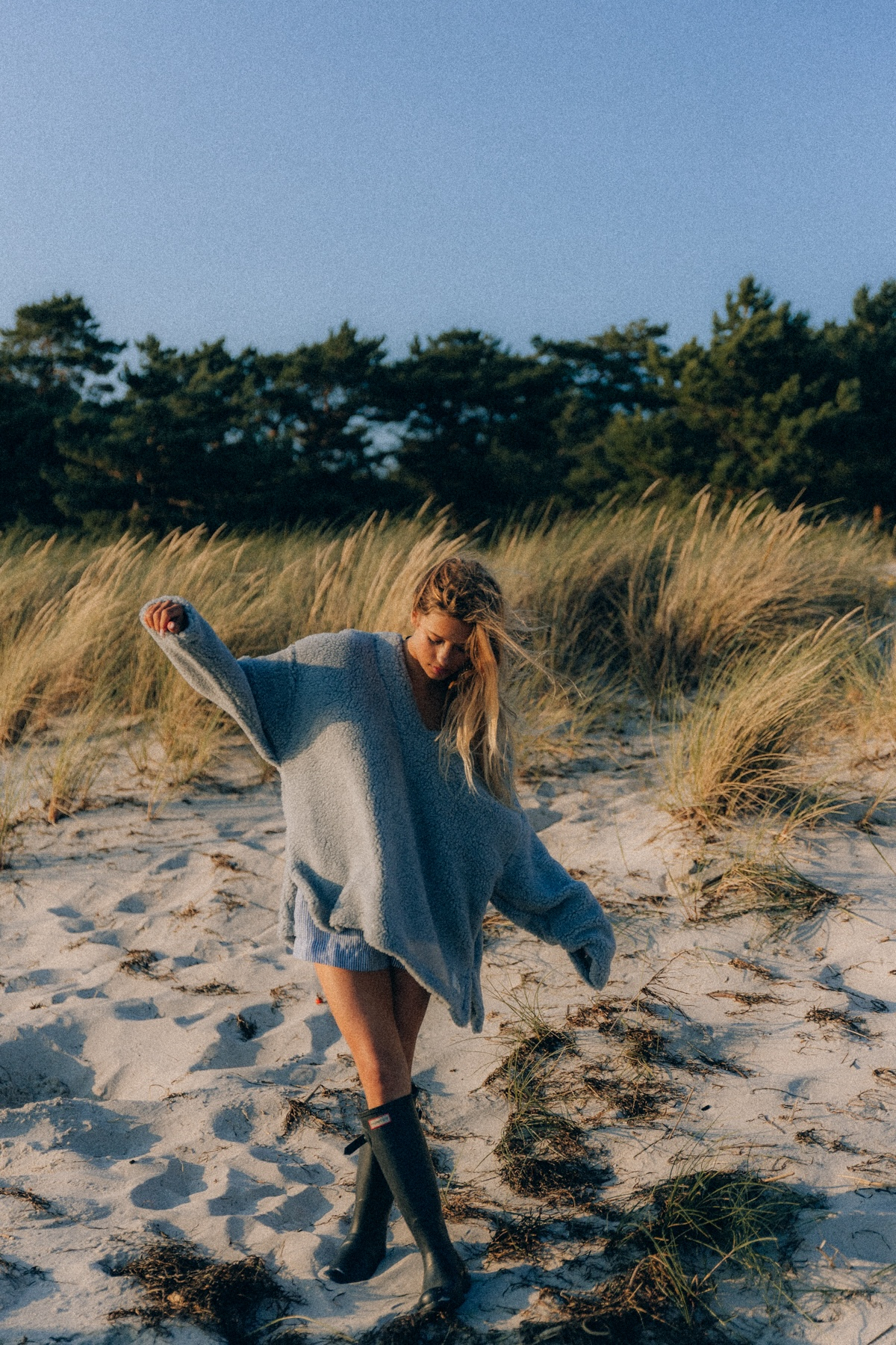 V Collar Sherpa Sweat - Grey