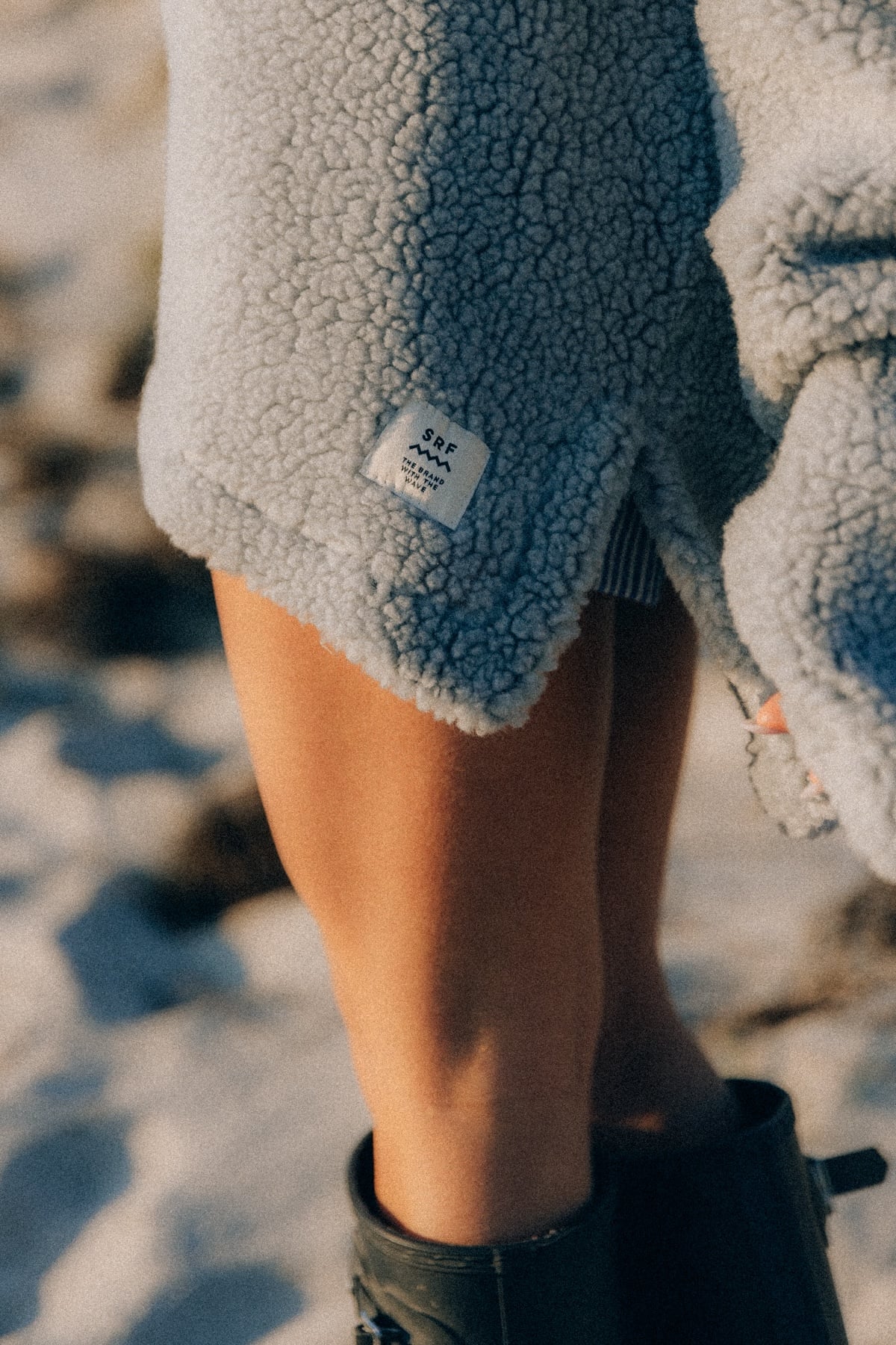 V Collar Sherpa Sweat - Grey