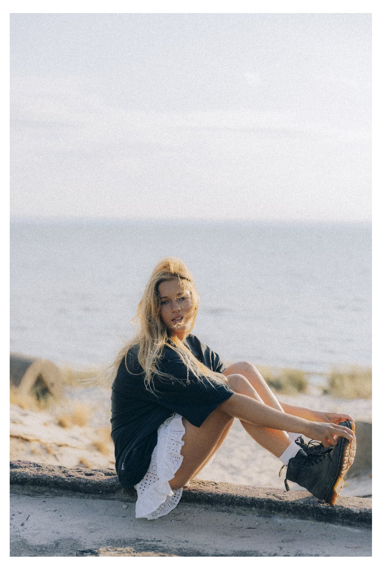 De'la Chill Tee - Acid Black De'la Chill Tee - Acid Black