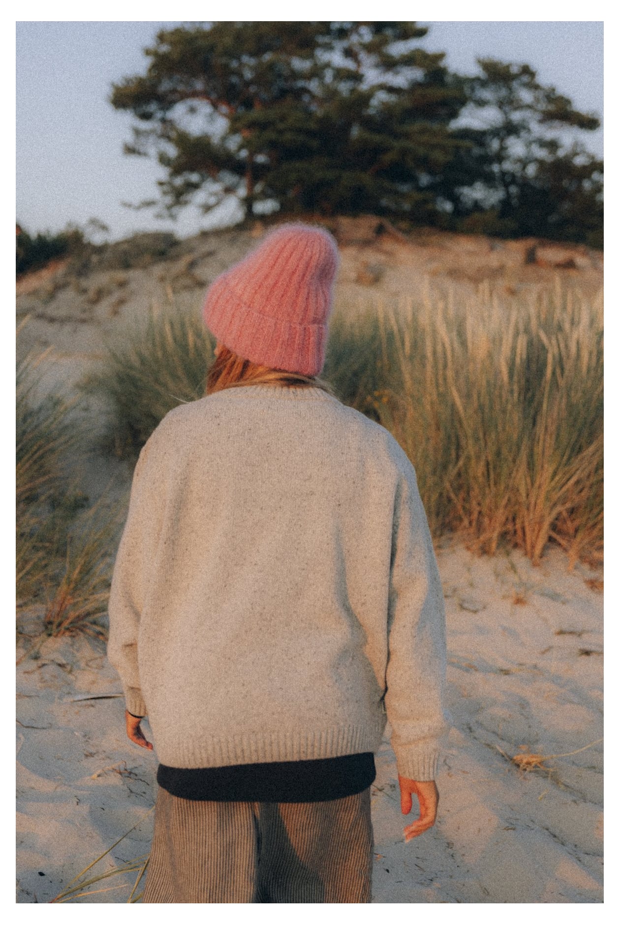Beach Bum Sweater - Light Grey