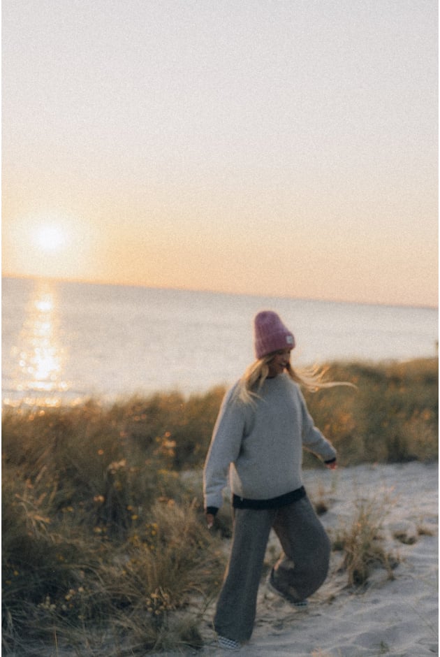 Beach Bum Sweater - Light Grey Beach Bum Sweater - Light Grey