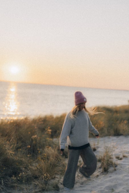 Beach Bum Sweater - Light Grey Beach Bum Sweater - Light Grey