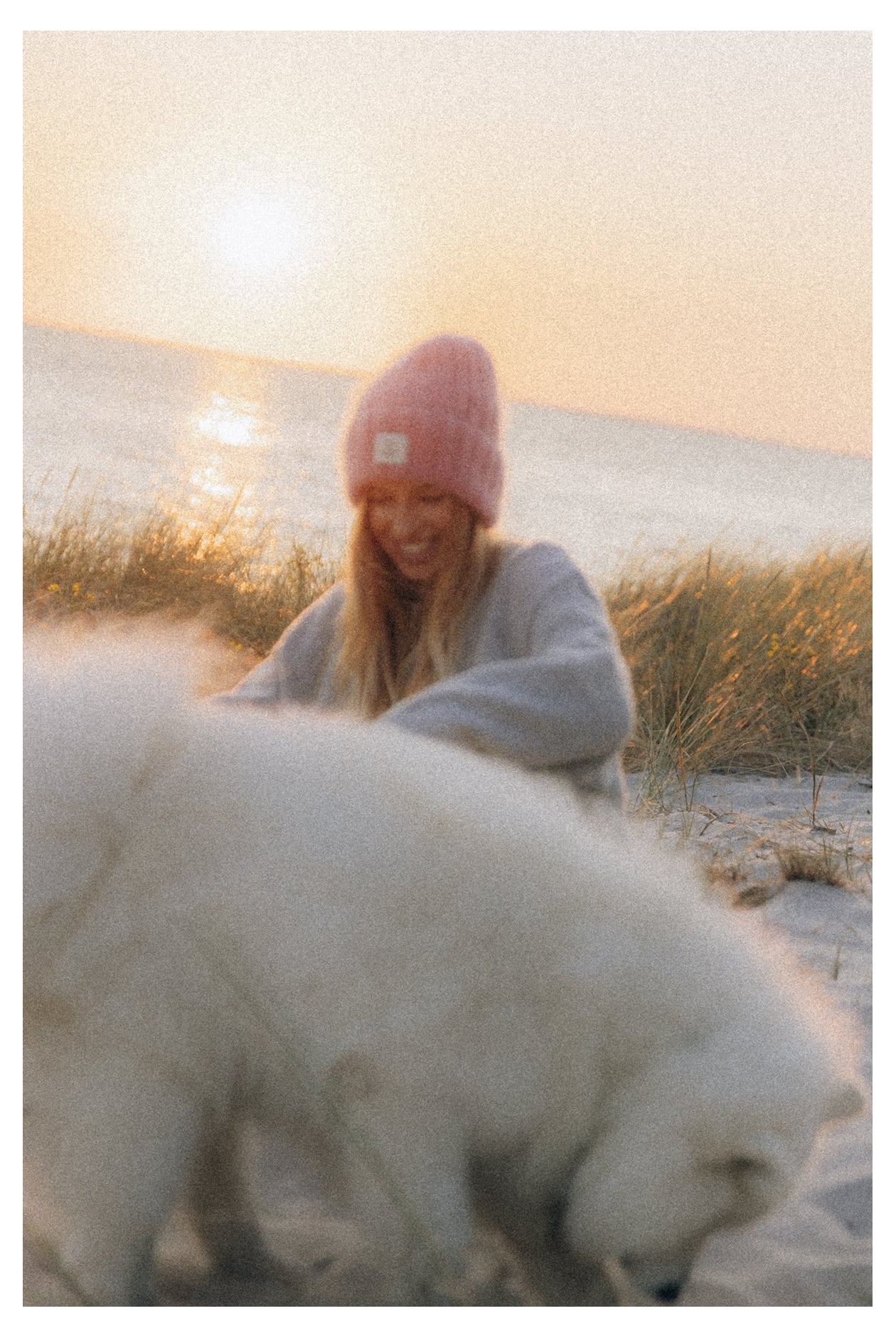 Beach Bum Sweater - Light Grey