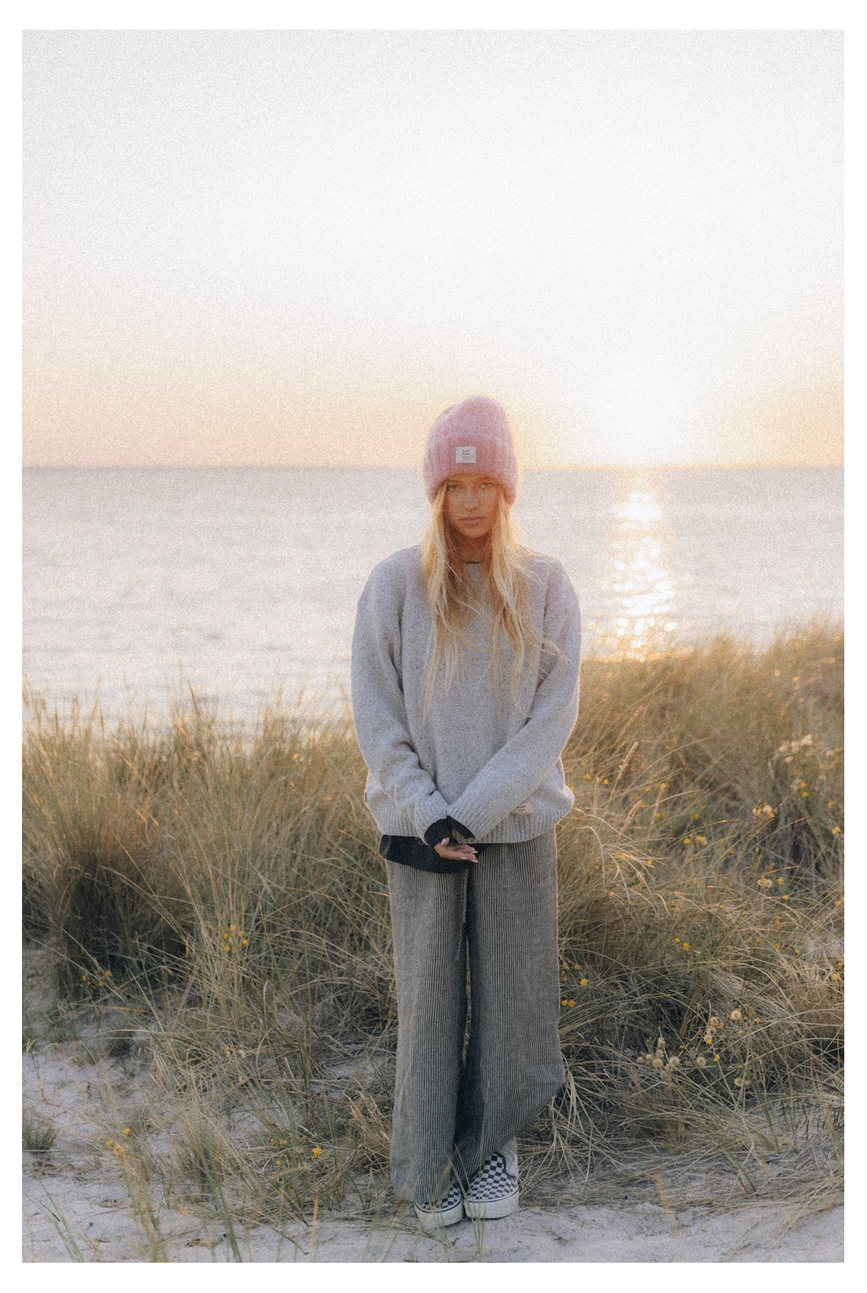Beach Bum Sweater - Light Grey