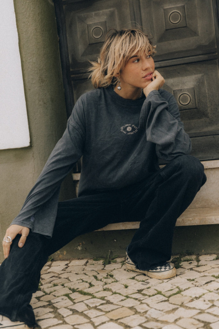 Moody Sun LS - Stone Grey Moody Sun LS - Stone Grey