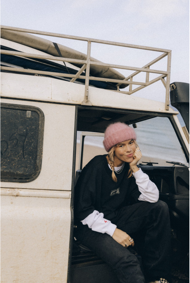 Wild Relax Tee - Acid Black Wild Relax Tee - Acid Black