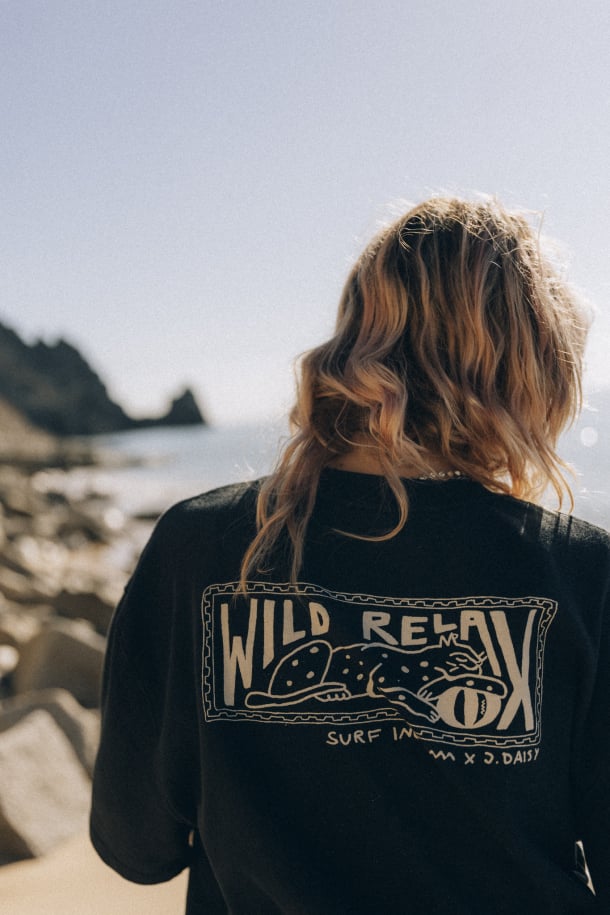 Wild Relax Tee - Acid Black