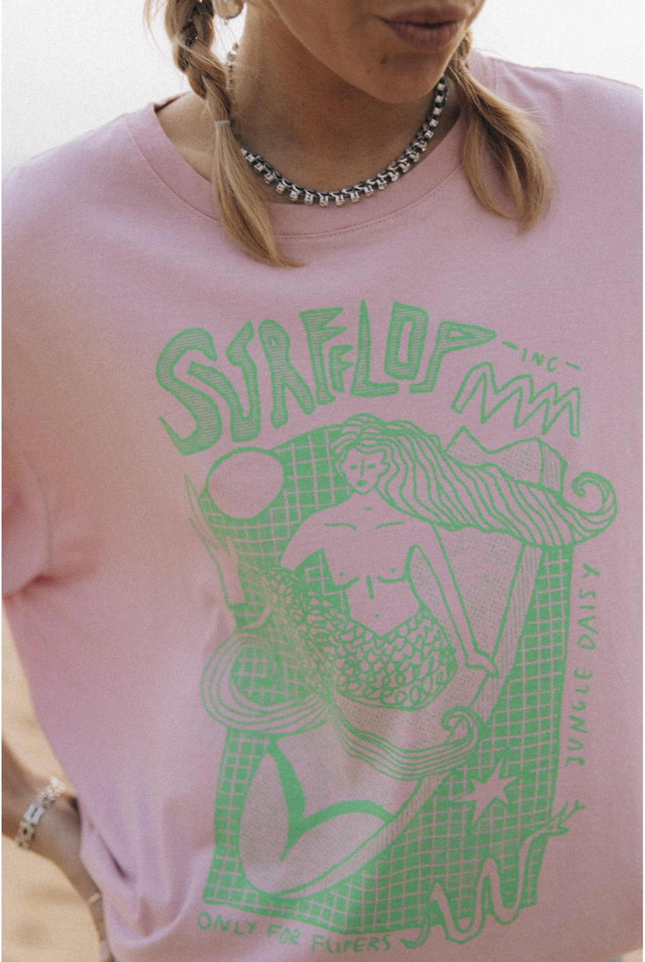 Flippers Tee - Pink Kush | Surf Inc. Flippers Tee - Pink Kush | Surf Inc.