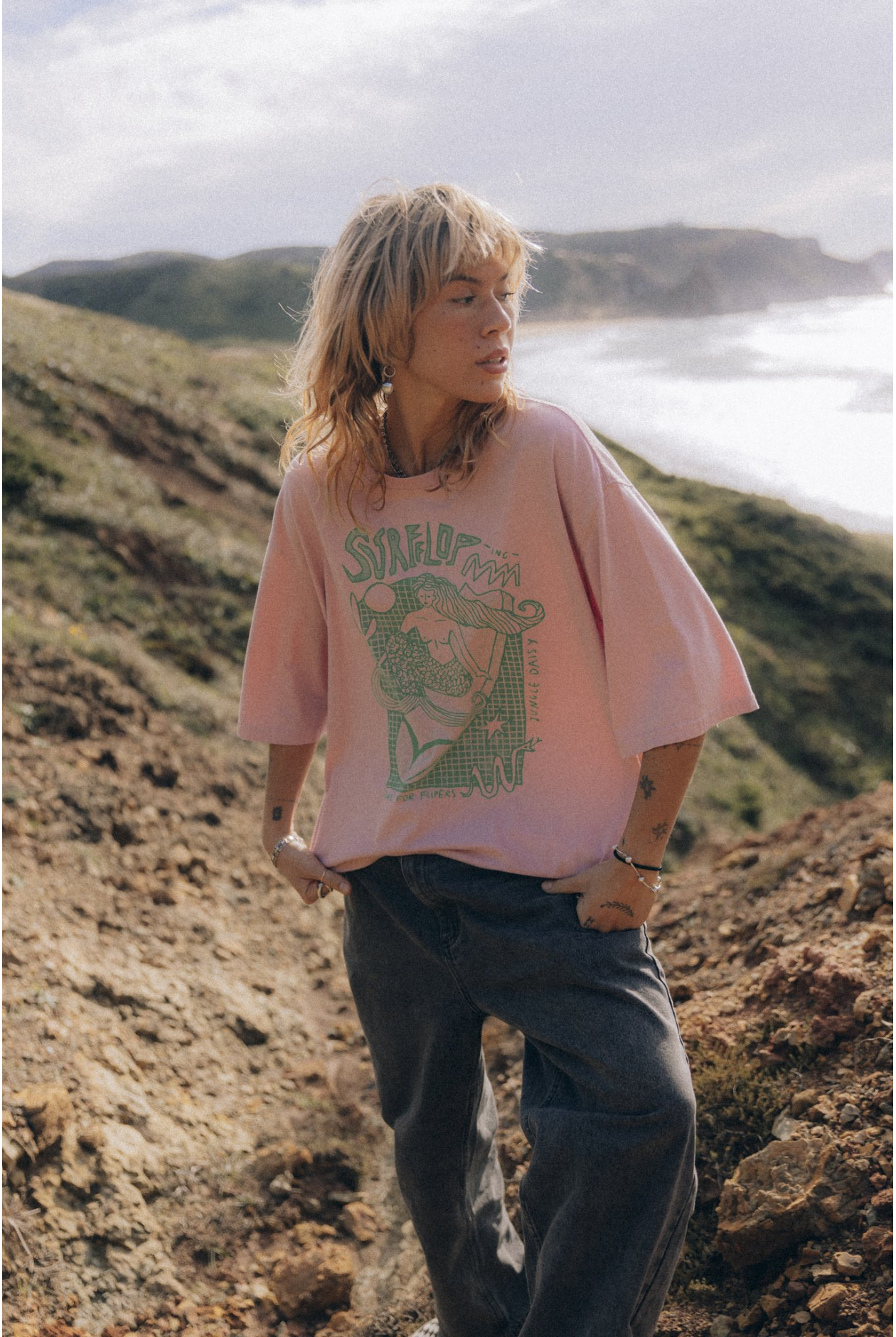 Flippers Tee - Pink Kush | Surf Inc. Flippers Tee - Pink Kush | Surf Inc.
