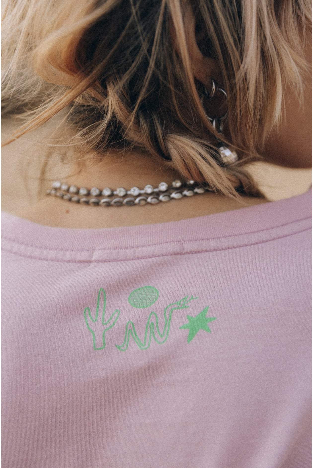 Flippers Tee - Pink Kush | Surf Inc. Flippers Tee - Pink Kush | Surf Inc.